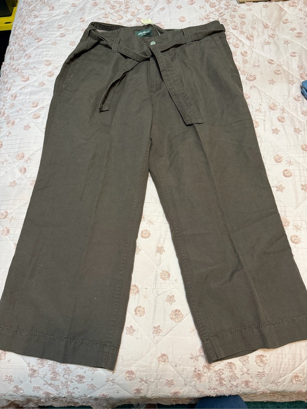NWT Eddie Bauer Linen Cotton Wide Leg Capri Pants Olive Green Size 16